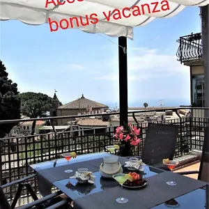  Apartment La Petite Maison Italy
